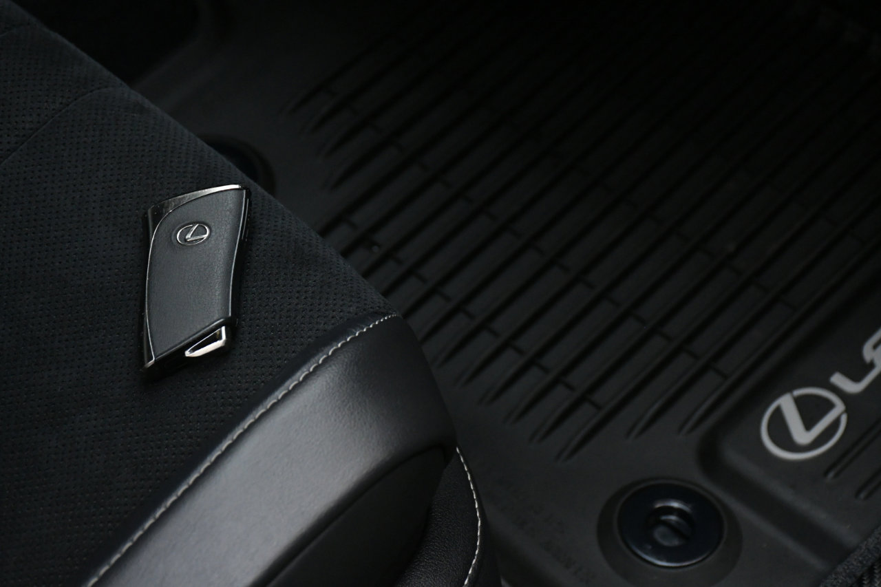 Used 2021 Lexus LC 500 Coupe w/ Sport Package image 38