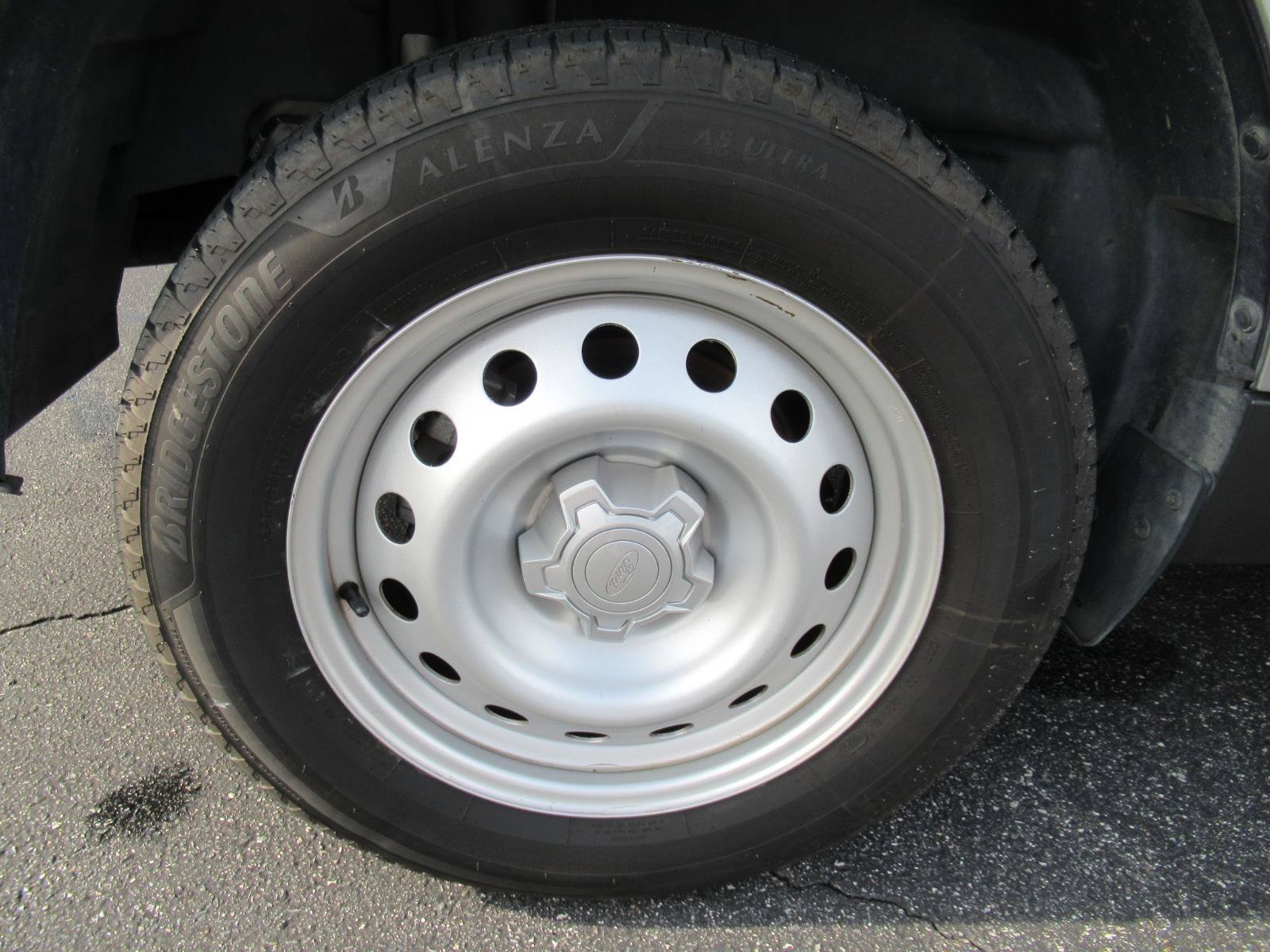 Used 2022 Ford Maverick XL FWD image 9