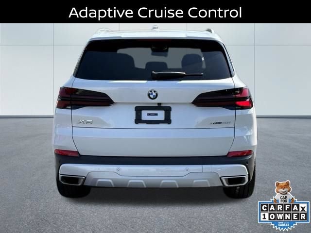Used 2024 BMW X5 xDrive40i w/ Parking Assistance Package AWD/4WD image 11