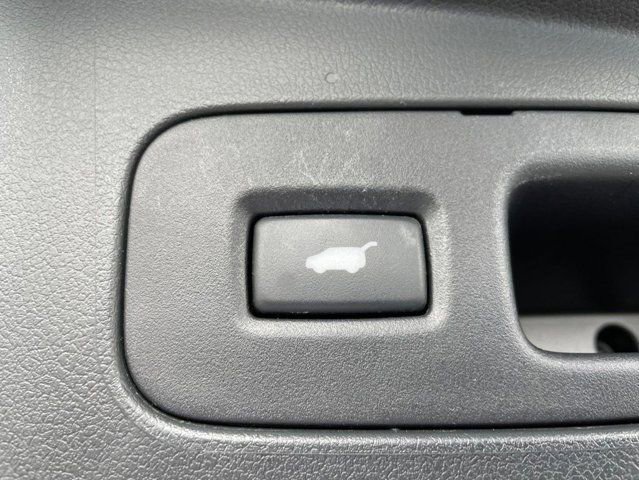 Used 2016 Honda CR-V Touring image 21