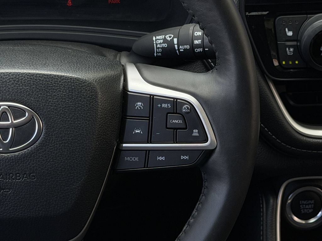 Used 2024 Toyota Grand Highlander FWD image 15