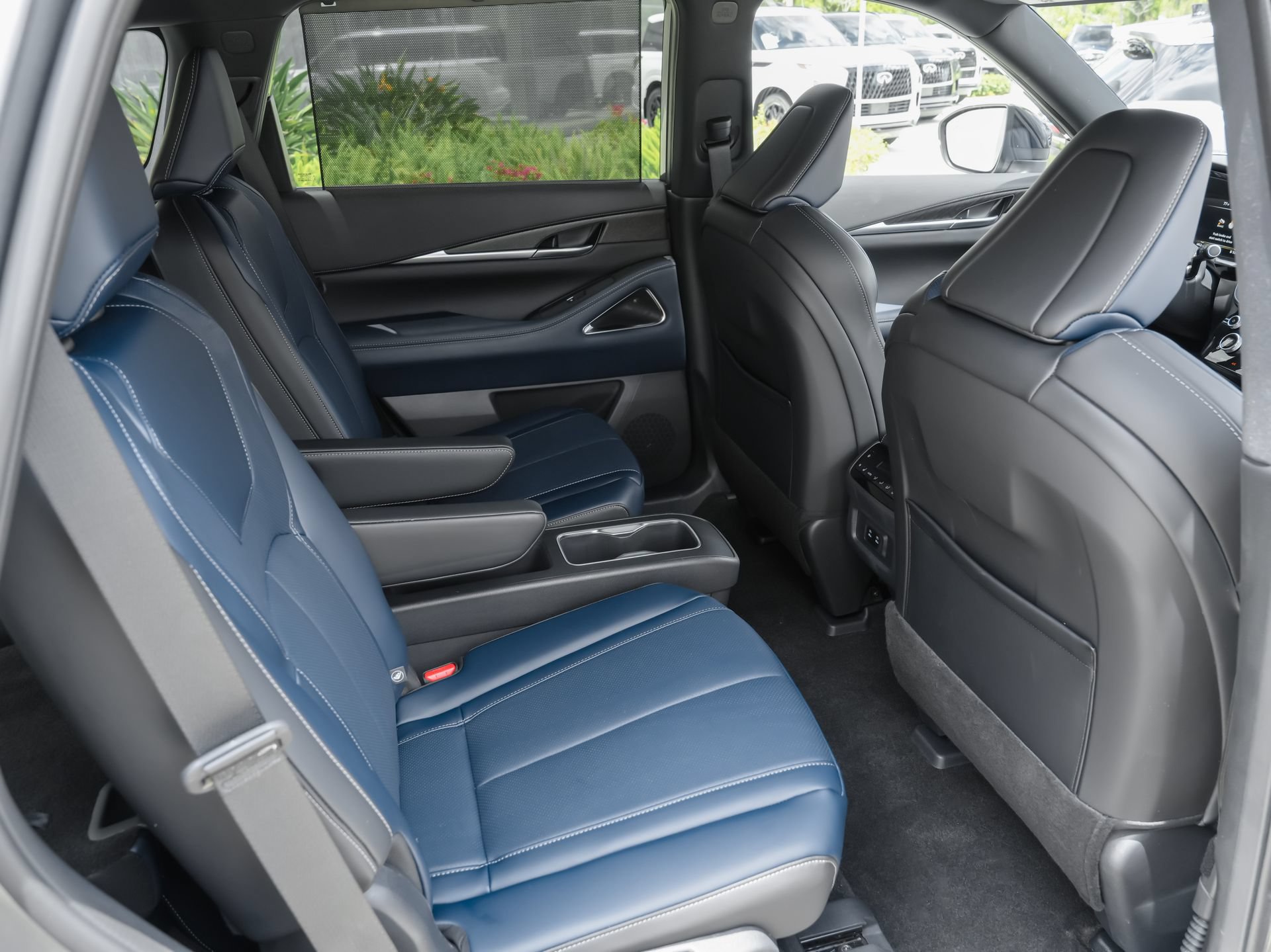 Certified 2026 INFINITI QX60 Sport w/ Dark Cargo Package AWD/4WD image 35