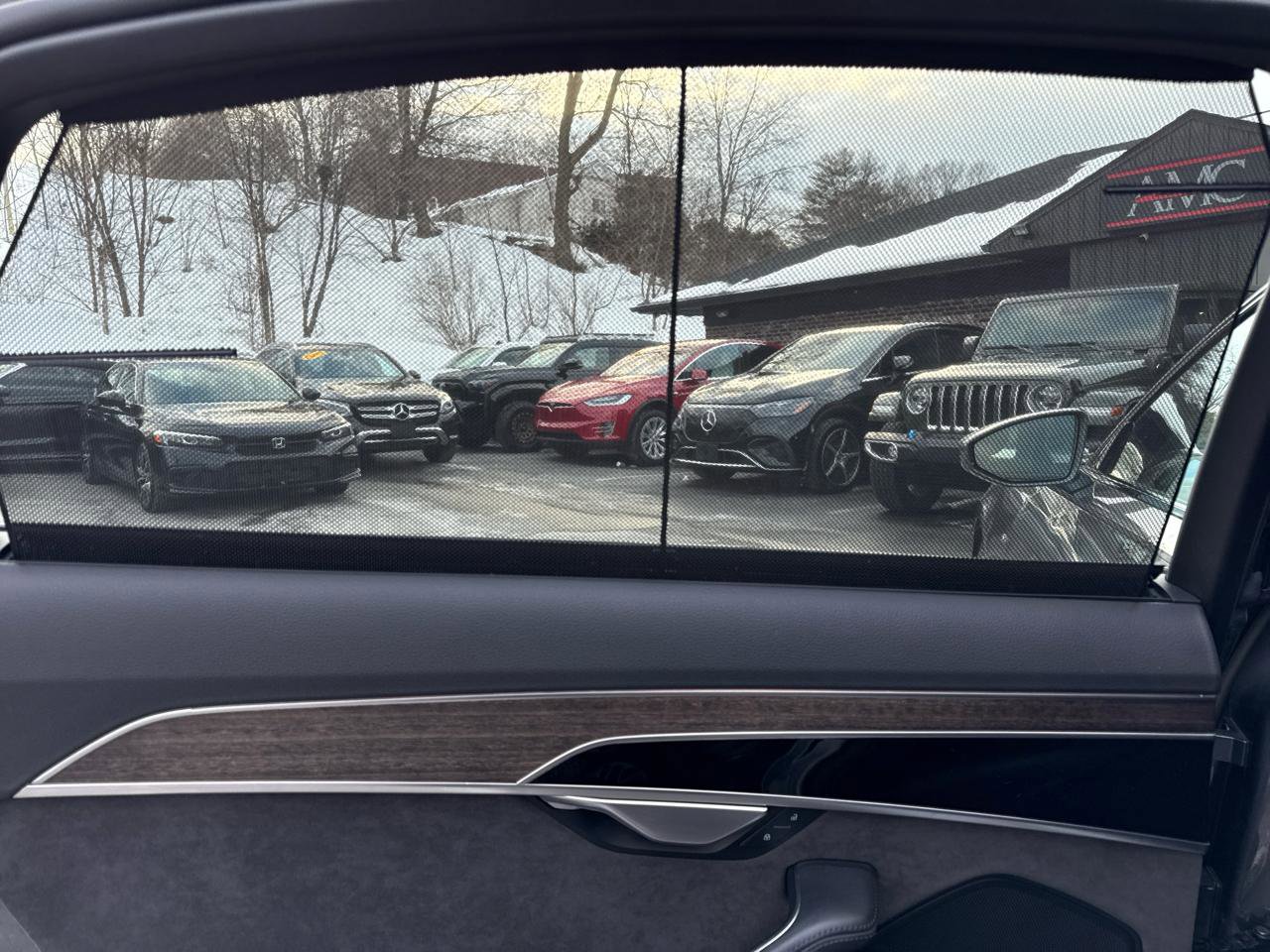 Used 2021 Audi A8 L 3.0T w/ Executive Plus Package image 27