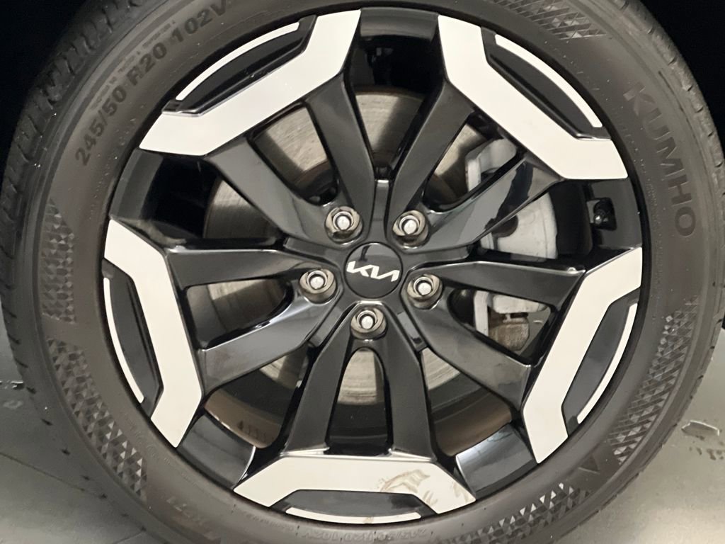 Used 2025 Kia Telluride S image 76