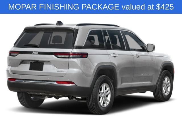 New 2025 Jeep Grand Cherokee Laredo w/ Luxury Tech Group I AWD/4WD image 3