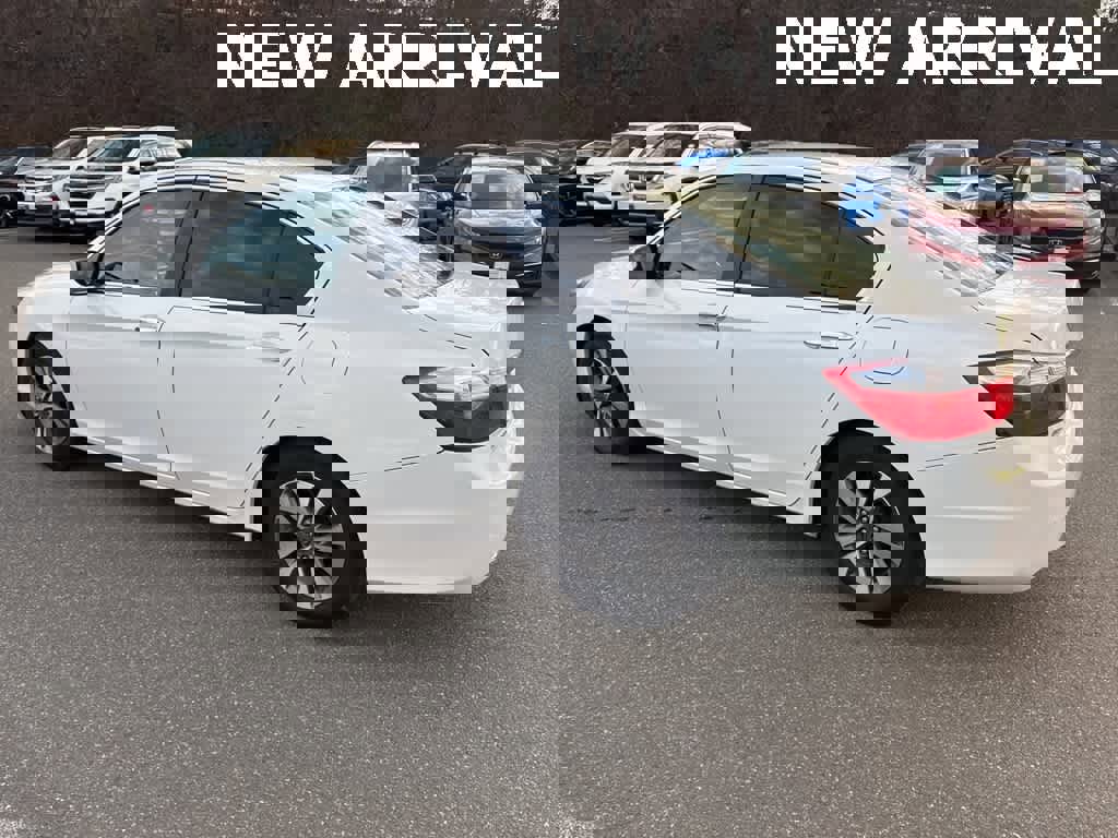 Used 2013 Honda Accord LX image 25