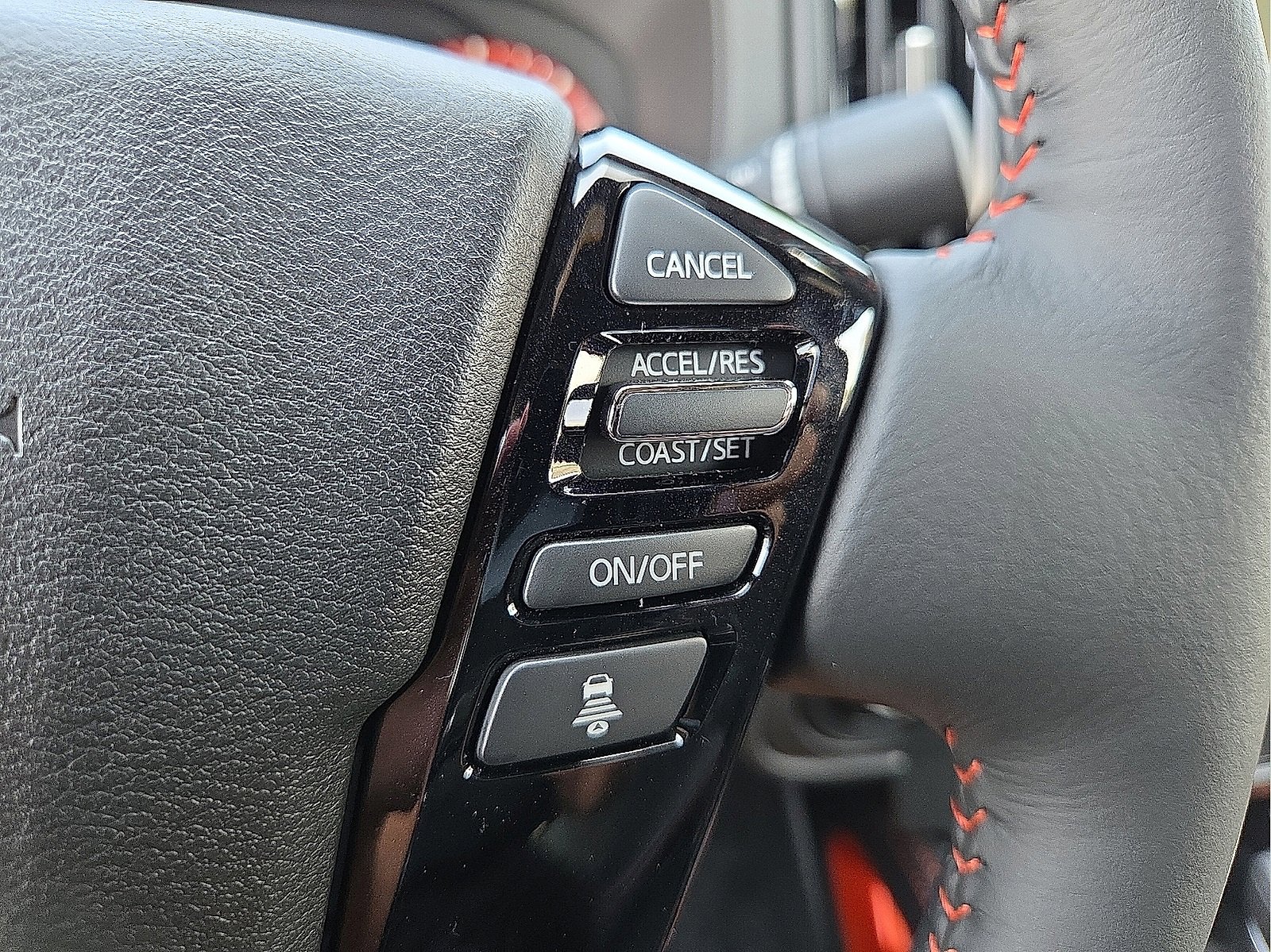 New 2026 Nissan Frontier PRO-4X w/ Pro-4x Convenience Package image 21