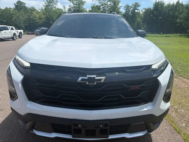 Used 2026 Chevrolet Equinox RS w/ Convenience Package III AWD/4WD image 2