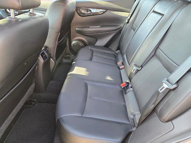 Certified 2022 Nissan Rogue Sport SL FWD image 12