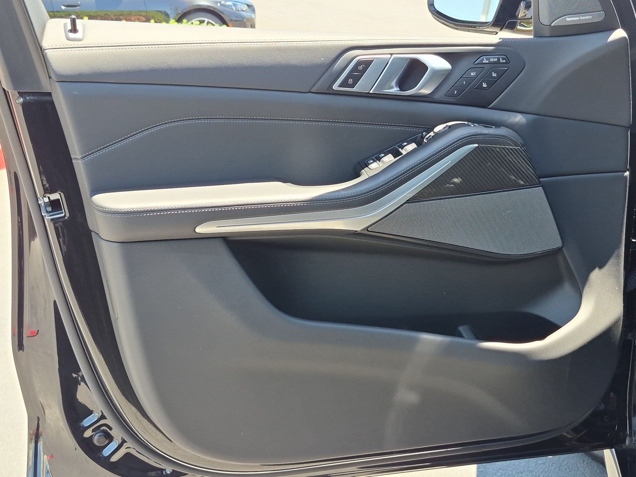 Used 2026 BMW X7 M60i AWD/4WD image 14