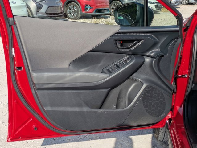 Used 2024 Subaru Crosstrek 2.0i Premium image 2