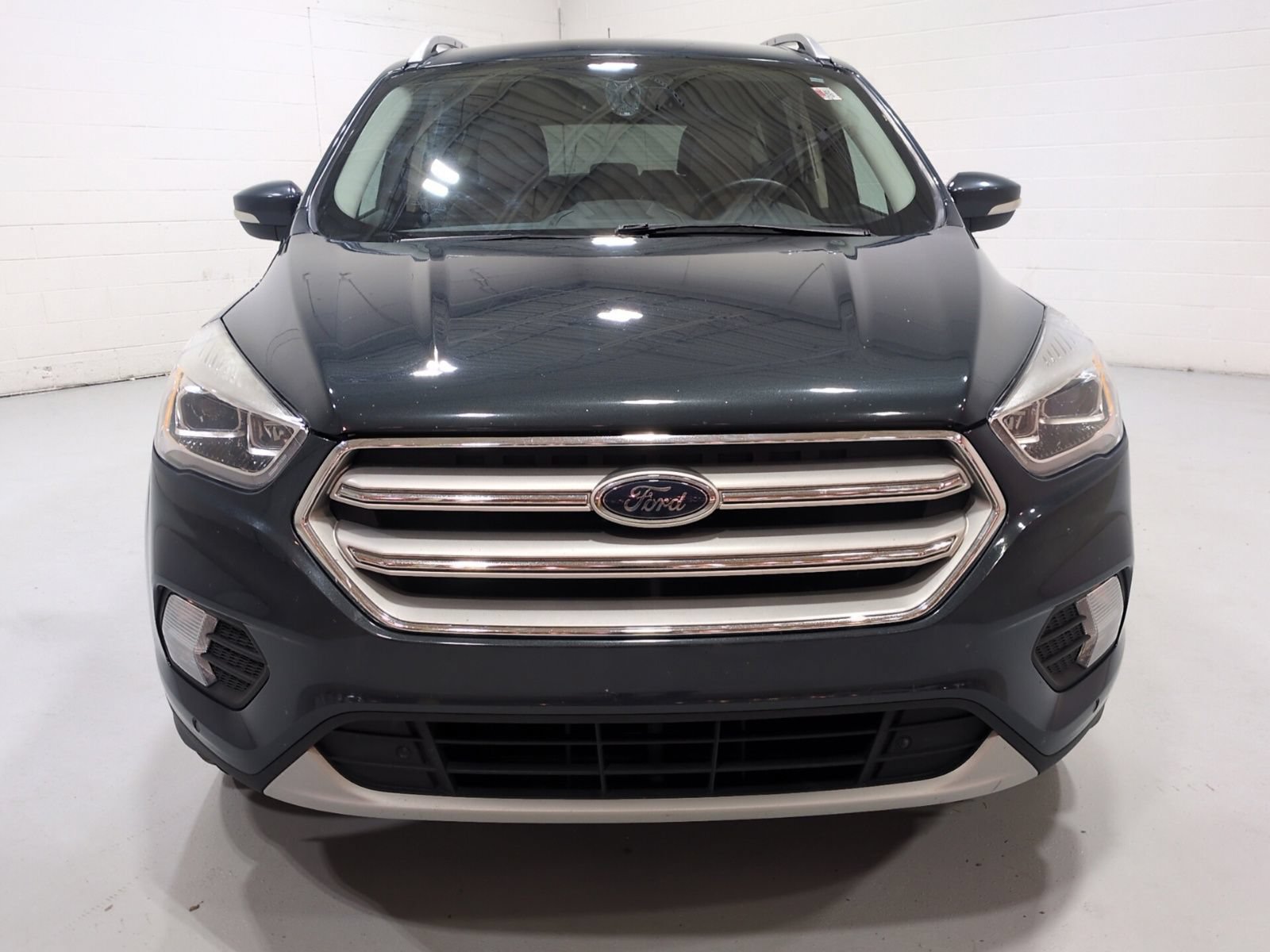 Used 2019 Ford Escape Titanium AWD/4WD image 8