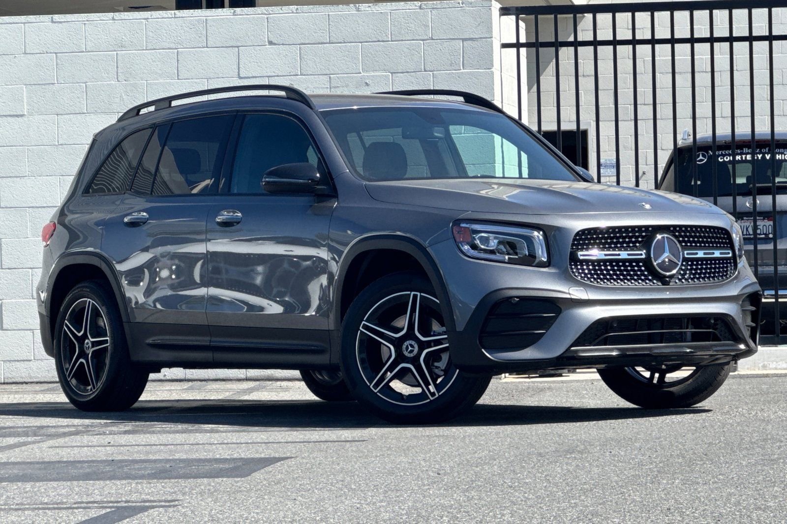 Certified 2023 Mercedes-Benz GLB 250 image 2