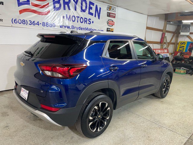 Used 2022 Chevrolet TrailBlazer LT image 2