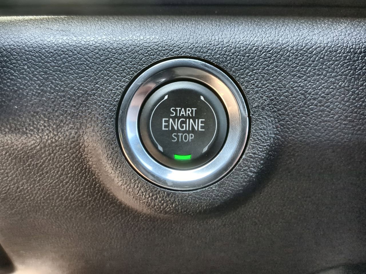 Used 2026 GMC Terrain Elevation w/ Technology Package II image 17