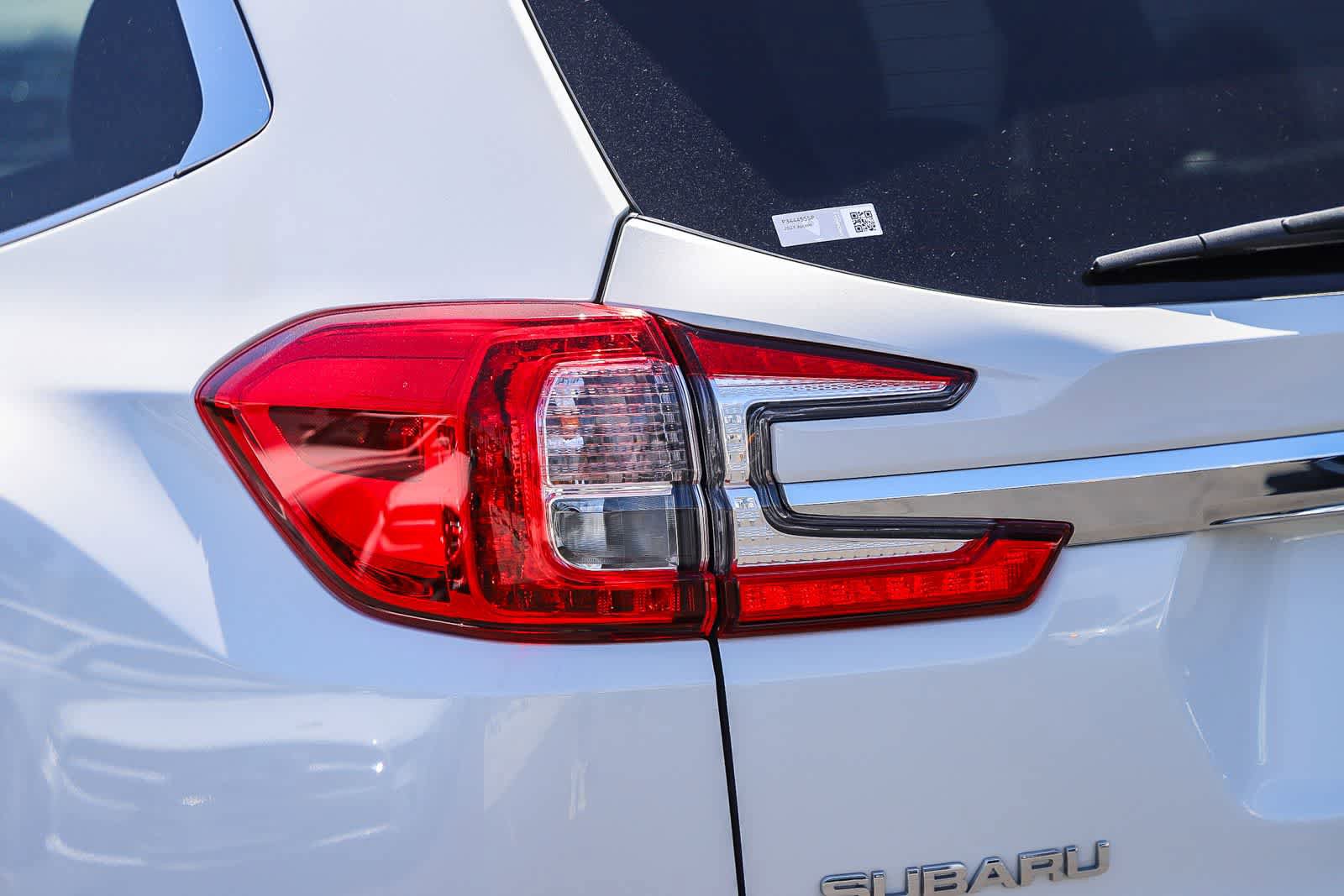 Used 2023 Subaru Ascent Limited AWD/4WD image 9