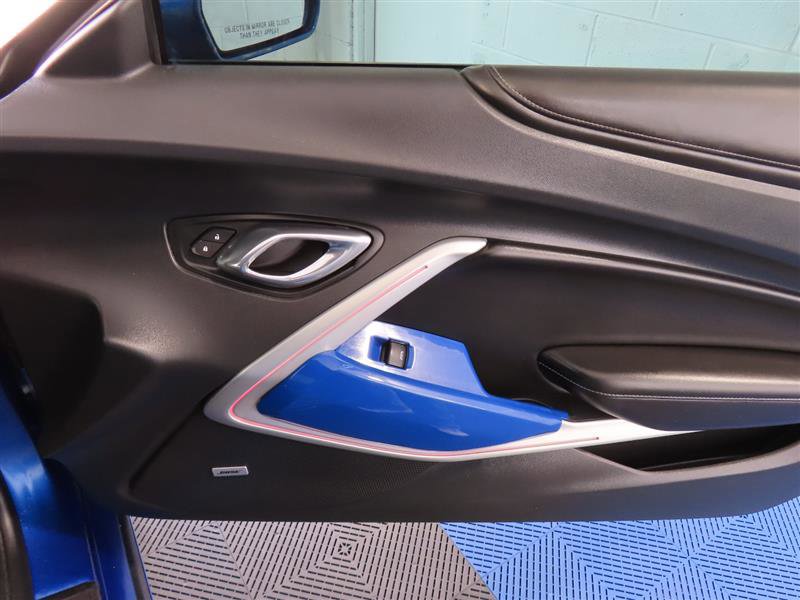 Used 2017 Chevrolet Camaro SS image 29