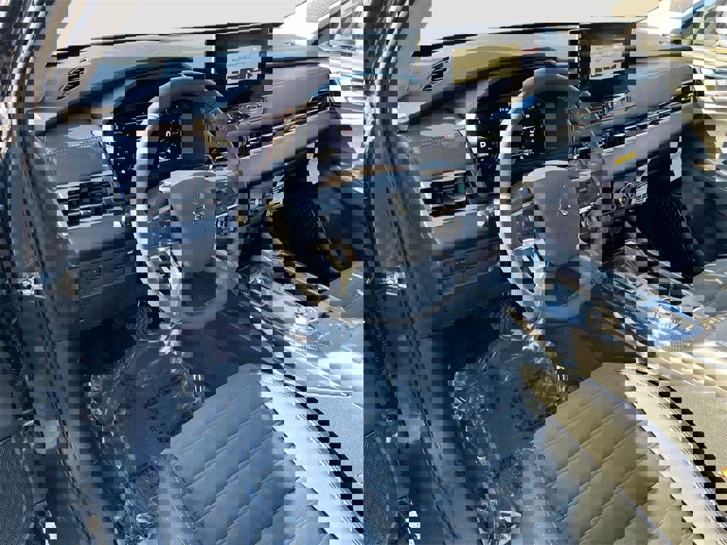 New 2025 Mitsubishi Outlander SE image 9