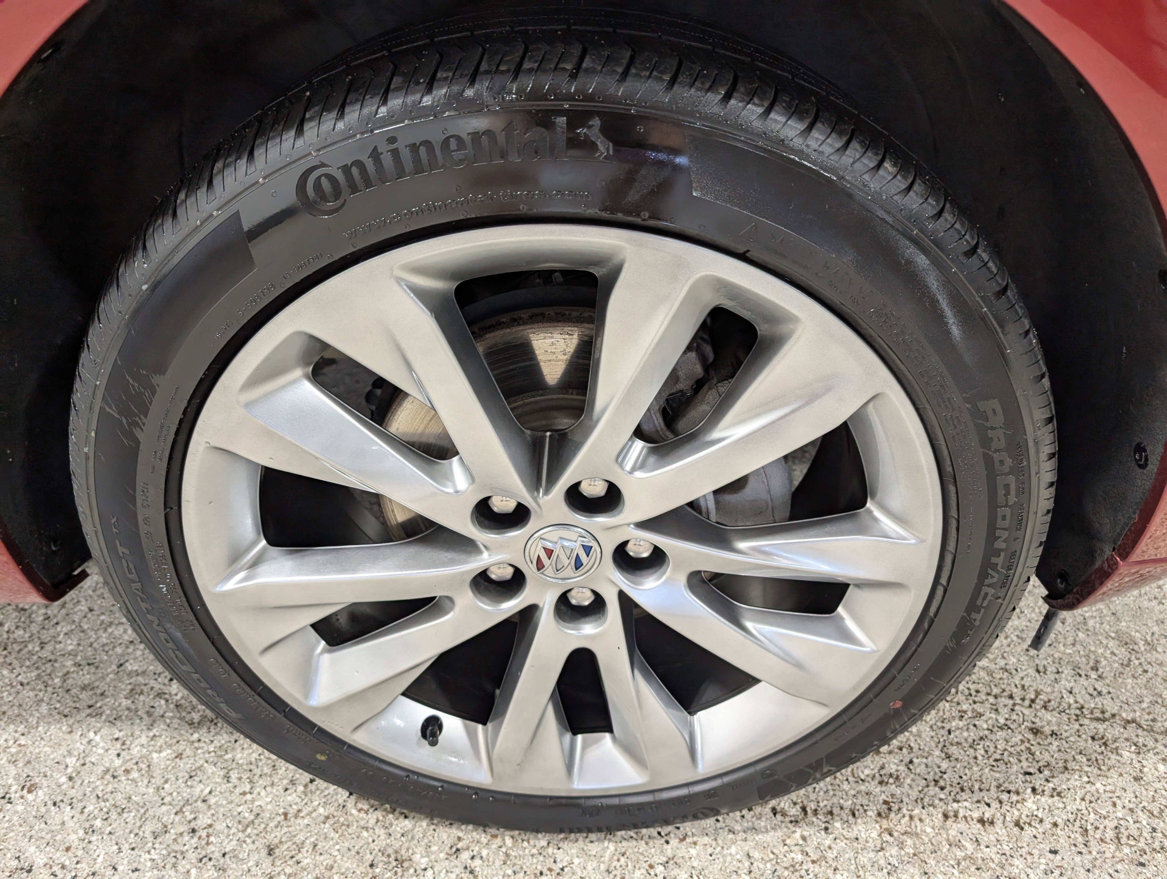 Used 2023 Buick Envision Avenir image 12