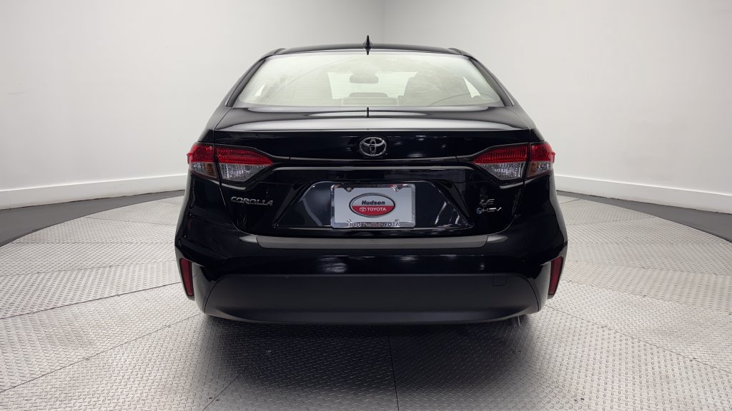 Used 2026 Toyota Corolla LE AWD/4WD image 33
