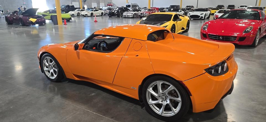 Used 2010 Tesla Roadster Sport RWD image 24
