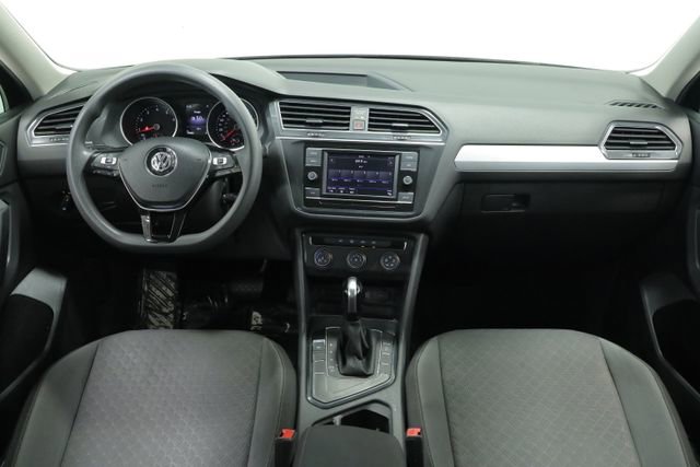 Used 2019 Volkswagen Tiguan S image 11