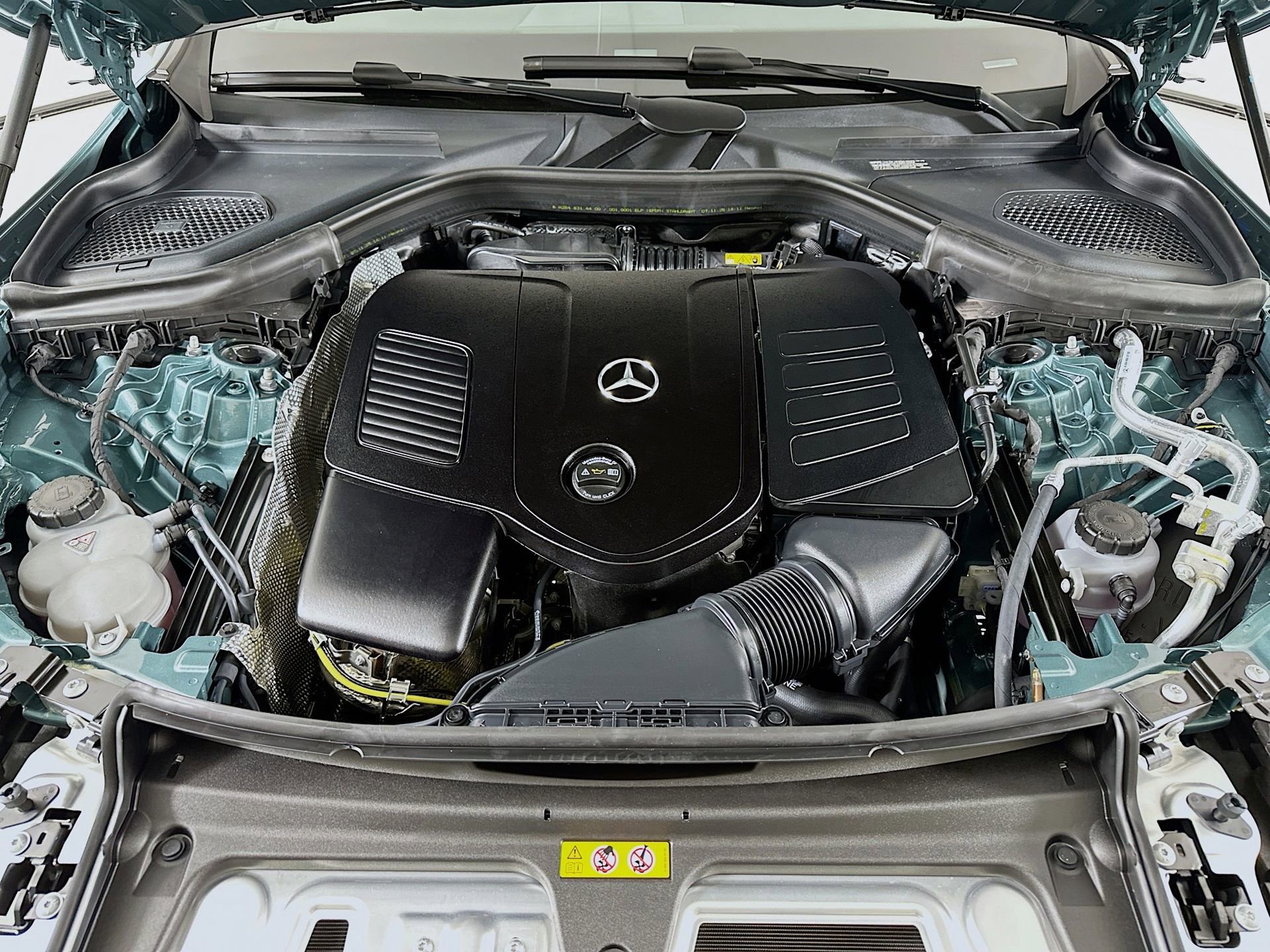 New 2026 Mercedes-Benz GLC 300 image 33