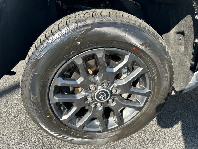 Used 2023 Toyota Tundra Platinum w/ Advanced Package AWD/4WD image 9