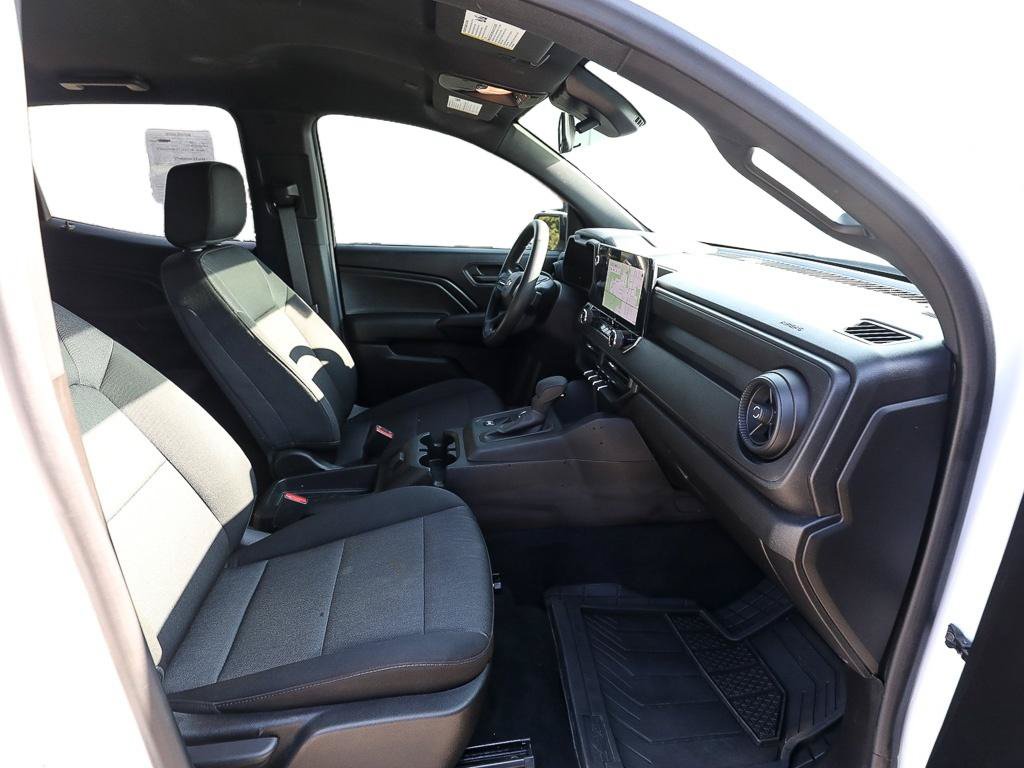 Used 2024 Chevrolet Colorado W/T AWD/4WD image 22