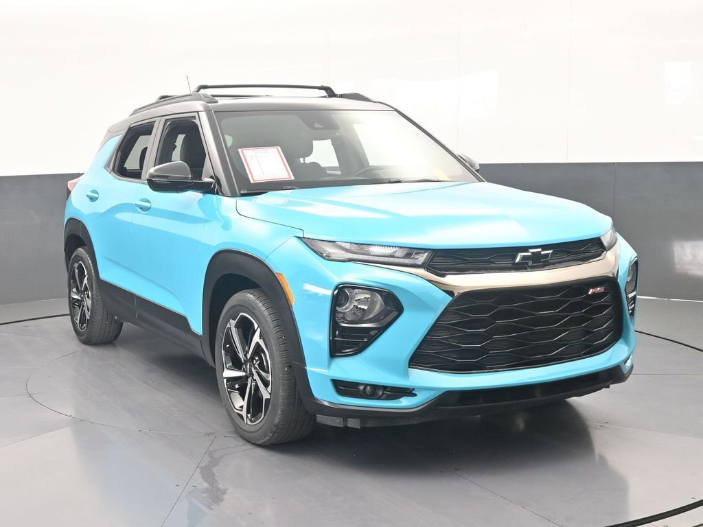 Used 2021 Chevrolet TrailBlazer RS w/ Sun and Liftgate Package FWD image 9