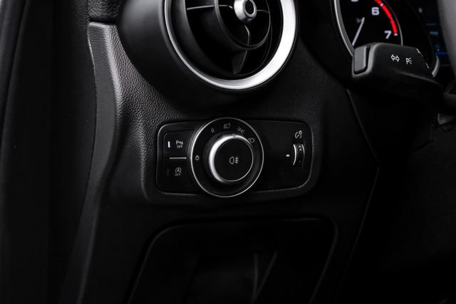 Used 2019 Alfa Romeo Stelvio w/ Nero Edizione RWD image 32