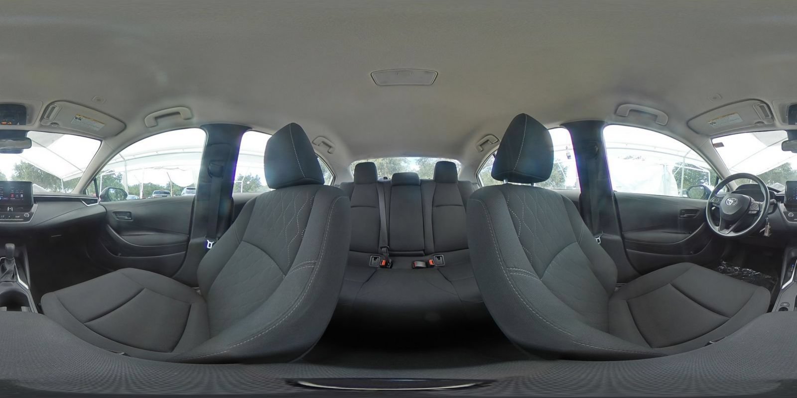 Used 2025 Toyota Corolla LE FWD image 39