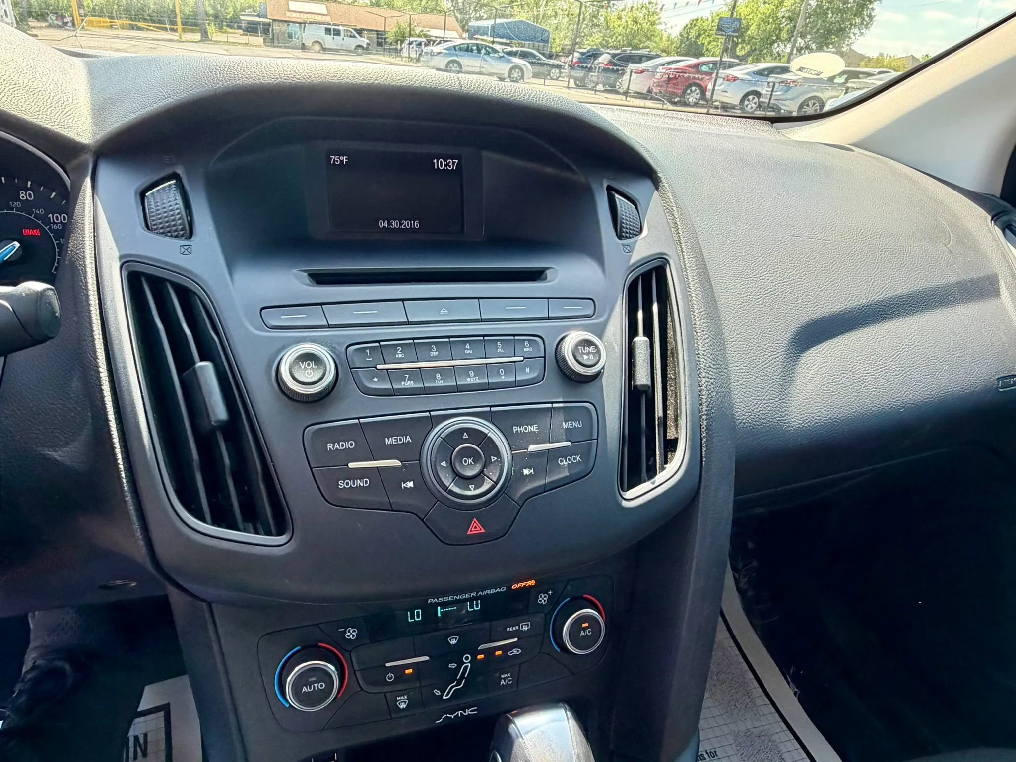 Used 2016 Ford Focus SE image 13