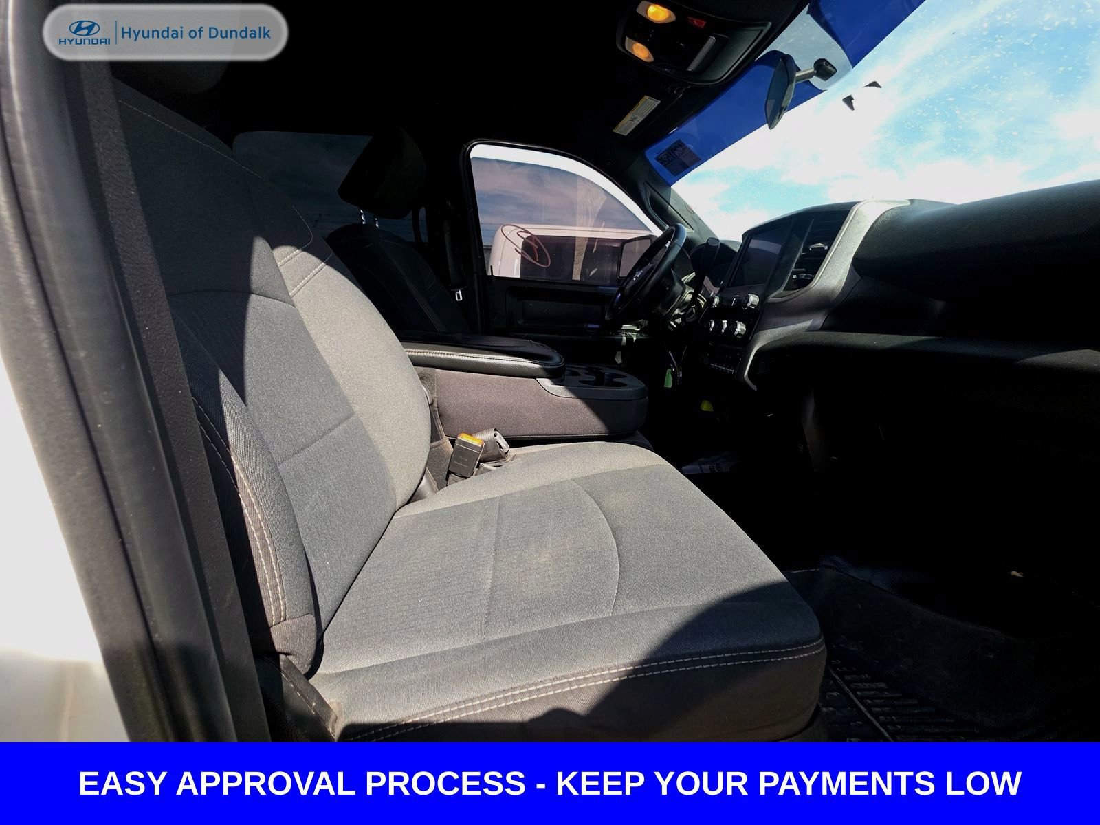 Used 2024 RAM 2500 Tradesman w/ Chrome Appearance Group image 12