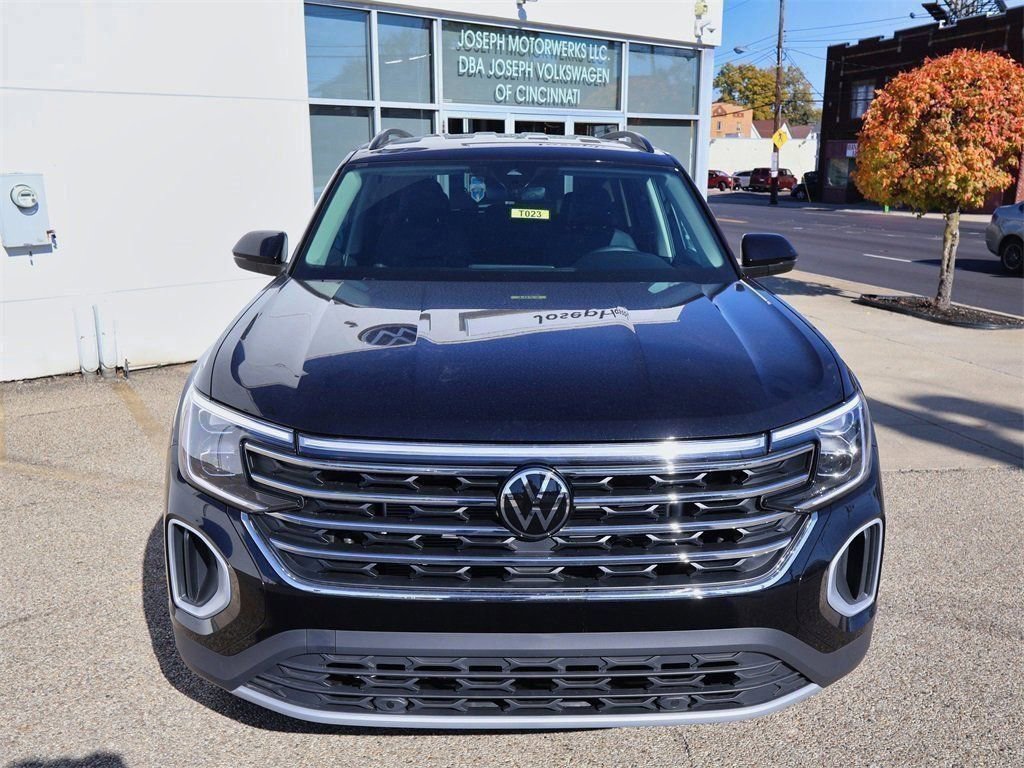 New 2026 Volkswagen Atlas SE image 8
