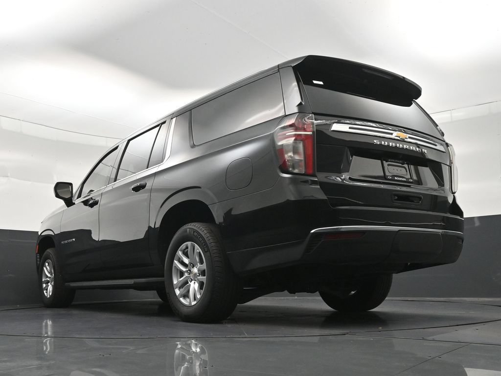 Used 2024 Chevrolet Suburban LS RWD image 26