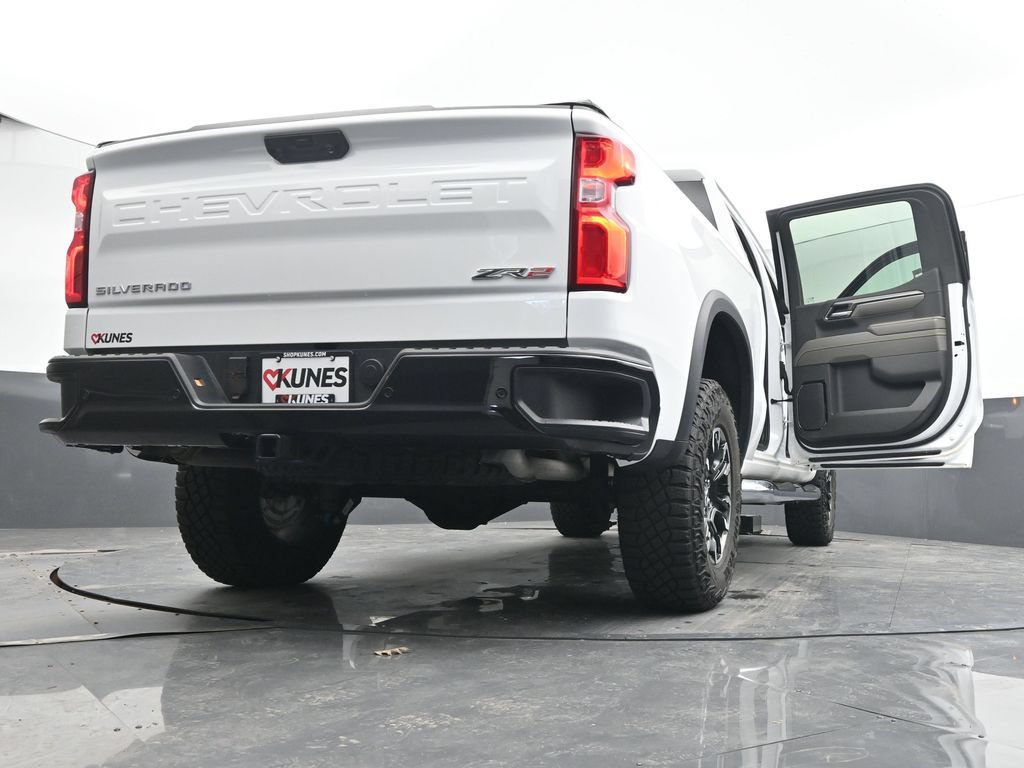 Used 2024 Chevrolet Silverado 1500 ZR2 w/ Technology Package AWD/4WD image 56