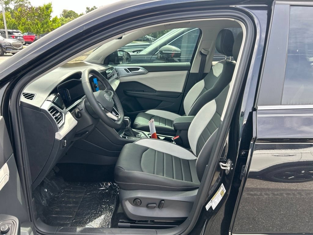 New 2026 Volkswagen Taos SEL AWD/4WD image 15