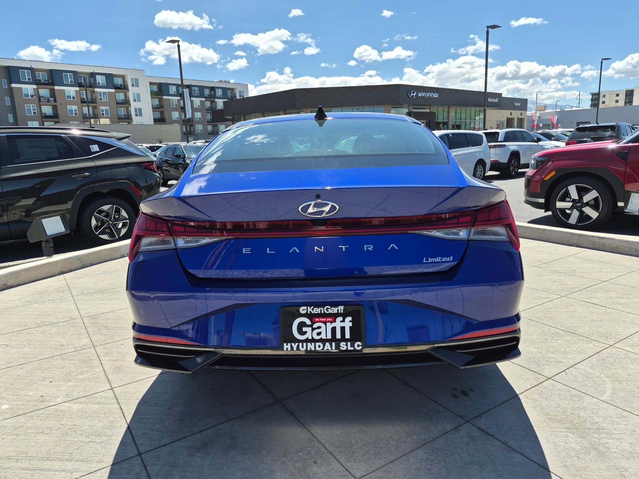 Certified 2023 Hyundai Elantra Limited FWD image 5