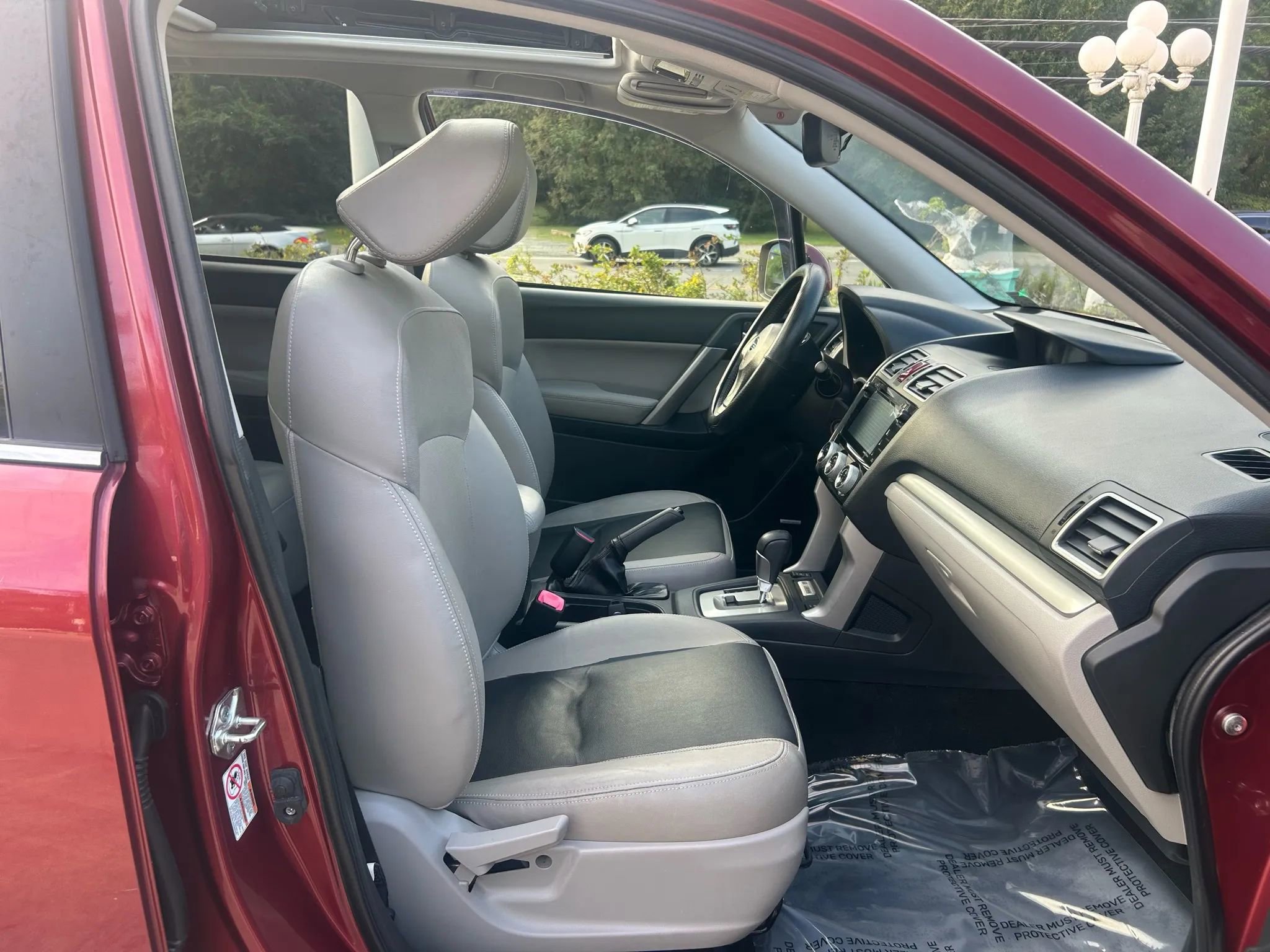 Used 2016 Subaru Forester 2.5i Limited image 17