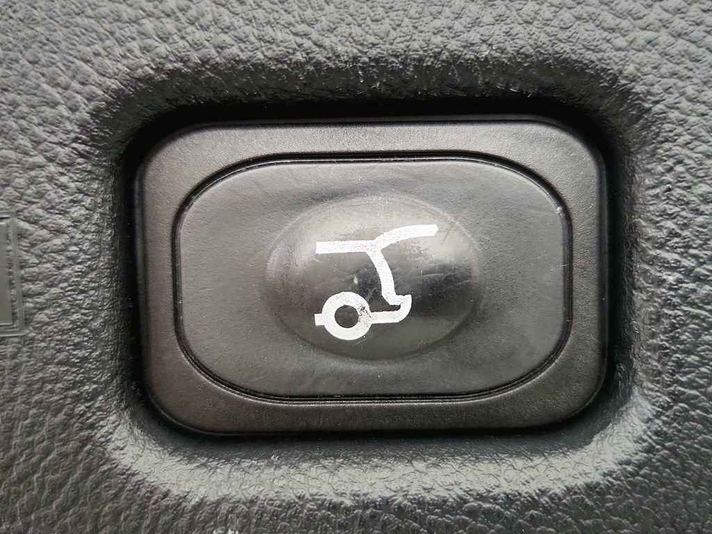 Used 2019 Lincoln Nautilus Reserve AWD/4WD image 35