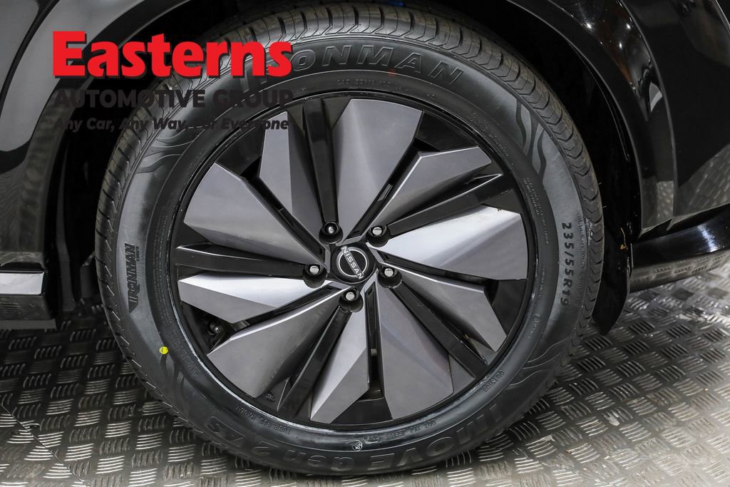 Used 2023 Nissan Ariya AWD image 31