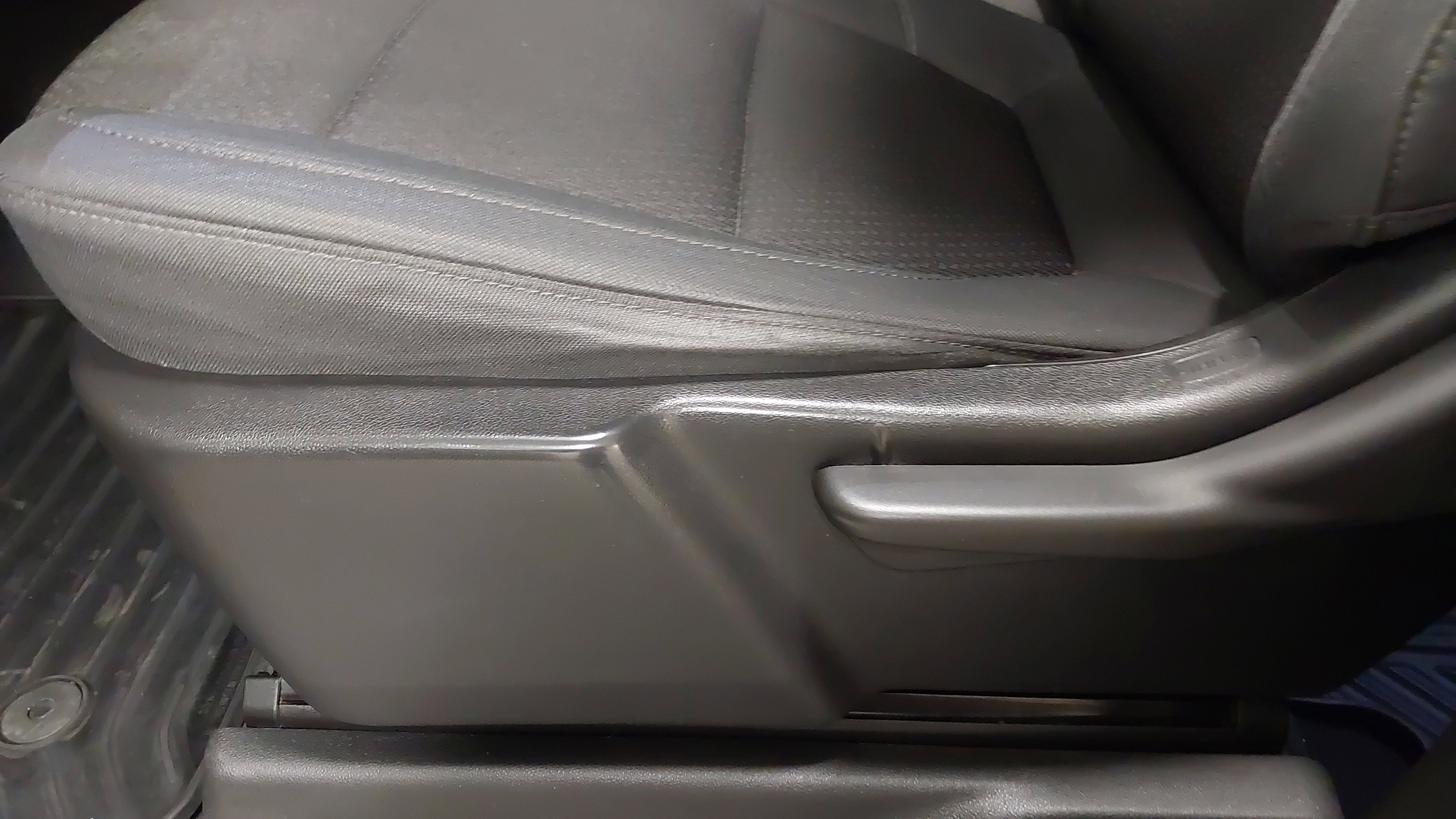 Used 2020 Chevrolet Silverado 1500 Custom w/ Custom Value Package image 22