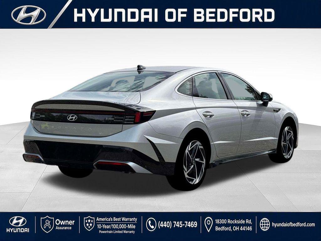 New 2026 Hyundai Sonata SEL FWD image 8