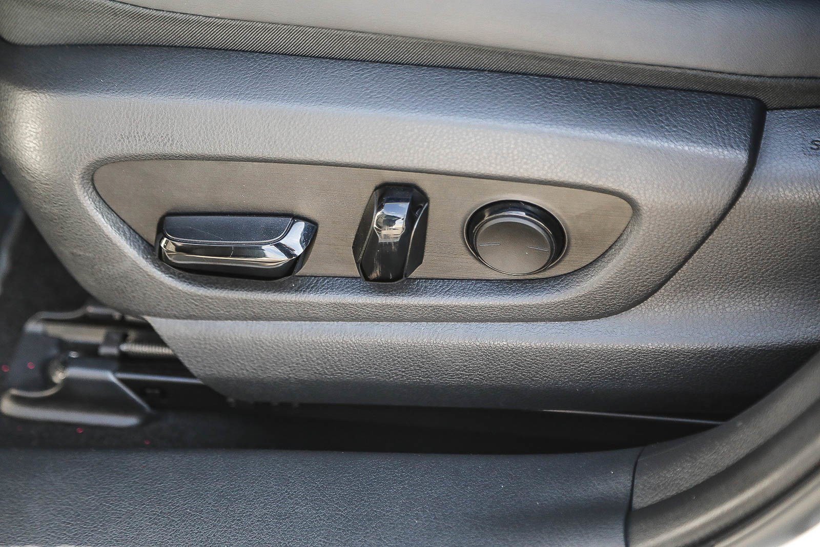 Used 2024 Lexus UX 250h FWD image 19