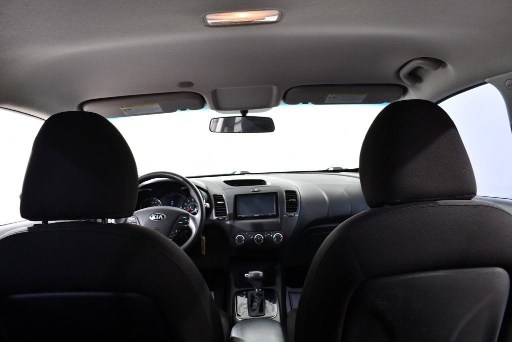 Used 2018 Kia Forte LX w/ LX Rear Camera Package image 17