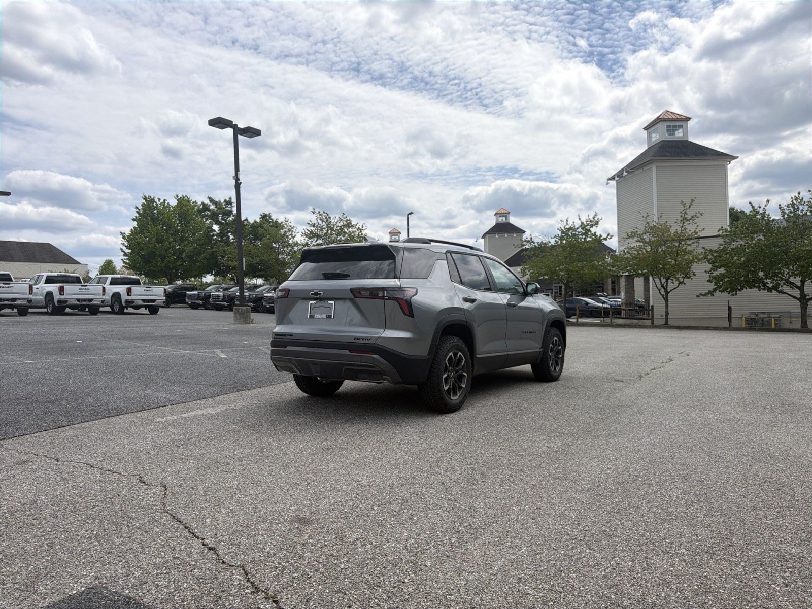 New 2026 Chevrolet Equinox ACTIV w/ Convenience Package III AWD/4WD image 7