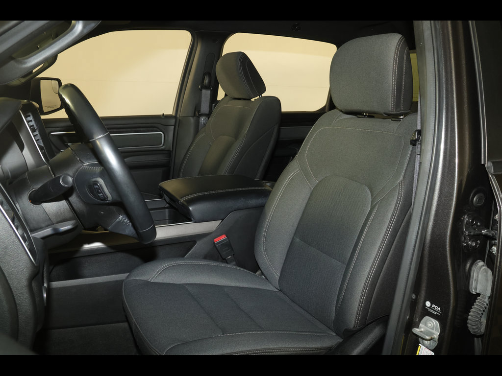 Used 2022 RAM 1500 Big Horn AWD/4WD image 14