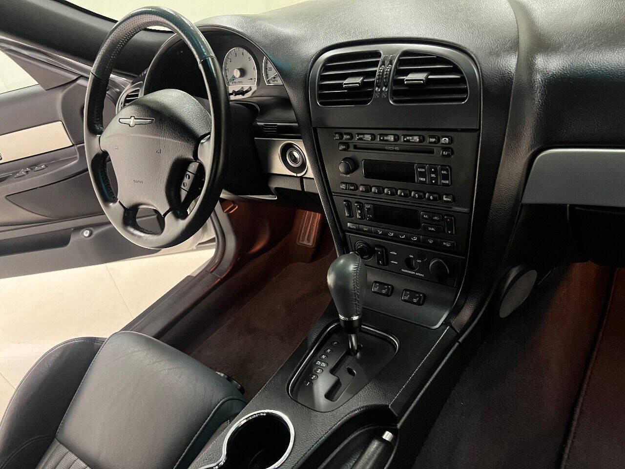 Used 2005 Ford Thunderbird RWD image 54