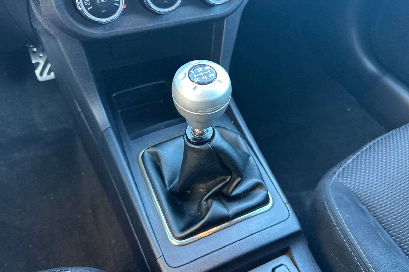 Used 2015 Mitsubishi Lancer Evolution GSR image 22